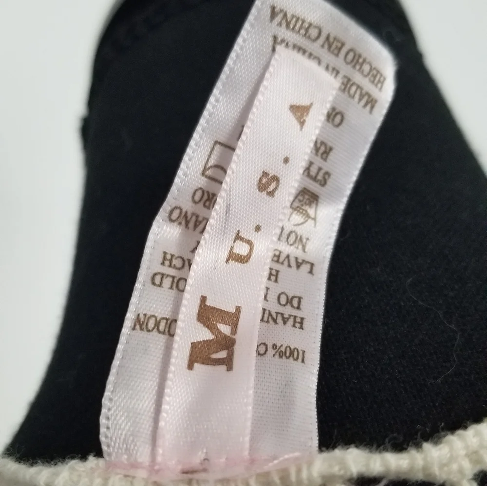 NWT Cute coverlet for beachwear or over a Tshirt for another spring layer - Picture 5 of 7